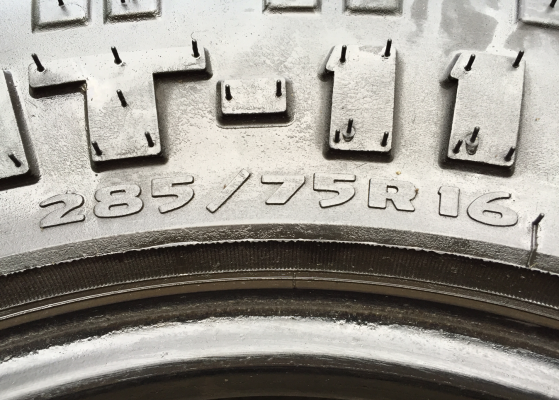 ยาง Mud Silverstone 285 75 16 ดอกสวย ราคาไม่แพง ยาง Mud Silverstone 285 75 16 ดอกสวย ราคาไม่แพง