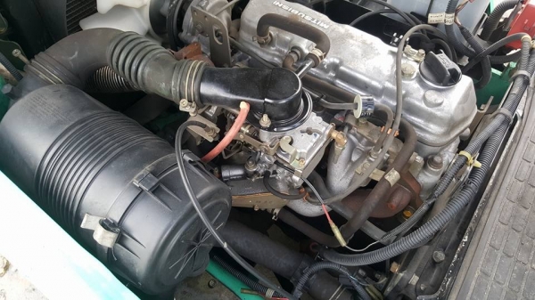 มองหารถตักยางก้อนตักยางพารายางถ้วยและขี้ยางนึกถึงพีทีเอชลบุรี081-8342060 มองหารถตักยางก้อนตักยางพารายางถ้วยและขี้ยางนึกถึงพีทีเอชลบุรี081-8342060