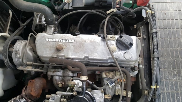 มองหารถตักยางก้อนตักยางพารายางถ้วยและขี้ยางนึกถึงพีทีเอชลบุรี081-8342060 มองหารถตักยางก้อนตักยางพารายางถ้วยและขี้ยางนึกถึงพีทีเอชลบุรี081-8342060