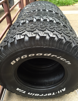 ยาง All BF goodrich 31 10.5 R15 พร้อมใช้งาน ราคาไม่แพง ยาง All BF goodrich 31 10.5 R15 พร้อมใช้งาน ราคาไม่แพง