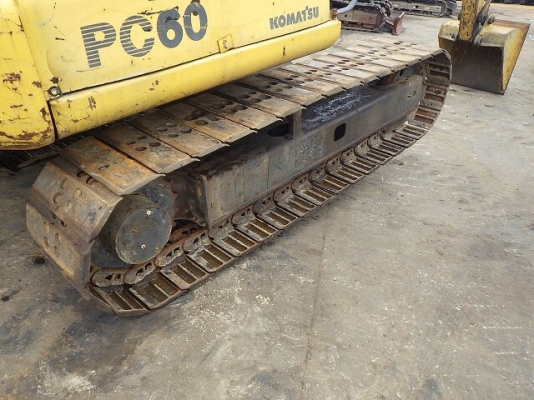 ขายรถแม็คโคร KOMATSU PC60-7 นำเข้าจากญี่ปุ่นแท้ๆ 100\% ไม่เคยผ่านการใช้งานในไทย สภาพนางฟ้า สนใจติดต่อ 081-9485494