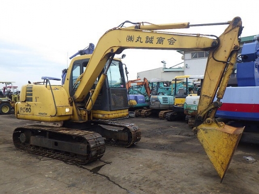 ขายรถแม็คโคร KOMATSU PC60-7 นำเข้าจากญี่ปุ่นแท้ๆ 100\% ไม่เคยผ่านการใช้งานในไทย สภาพนางฟ้า สนใจติดต่อ 081-9485494