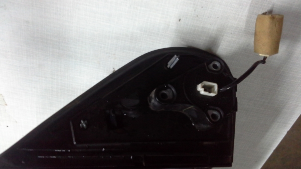 กระจกมองข้างดีแมกช์ไฟฟ้า5สายถอดสวยๆคับ