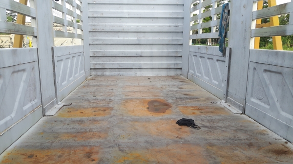 ขายครับ กระบะล่อง ไม่ดั้มสามมิตร