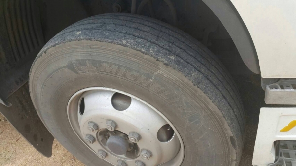 ขายดาวน์  ทั้งพ่วง  700,000  บาท  ผ่อนต่องวดละ  70,000 บาท อีก  35 งวดคะ  เปลี่ยนสัญญาได้ทั่วไทยคะ