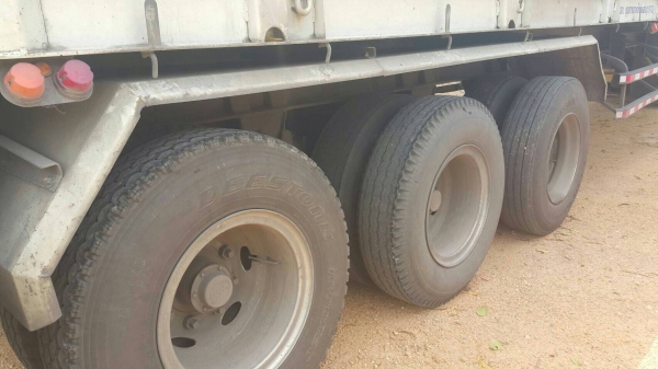 ขายดาวน์  ทั้งพ่วง  700,000  บาท  ผ่อนต่องวดละ  70,000 บาท อีก  35 งวดคะ  เปลี่ยนสัญญาได้ทั่วไทยคะ