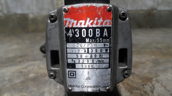 ขายเลื่อยจ๊กซอว์ makita 4300 bv(ขอบคุณ พี่วาดิษฐ์พล จากกรุงเทพ)