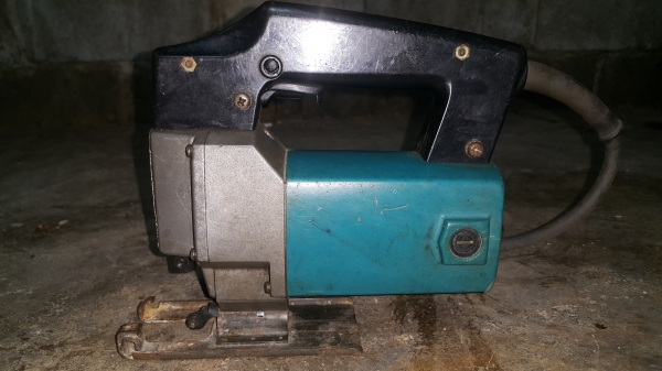 ขายเลื่อยจ๊กซอว์ makita 4300 bv(ขอบคุณ พี่วาดิษฐ์พล จากกรุงเทพ)