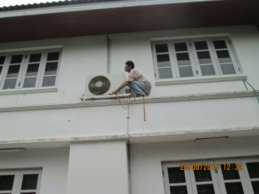 แอร์12665BTU ประหยัดไฟเบอร์ 5 เย็นดีมาก  รับประกันครับ