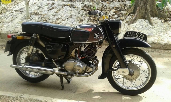 ขายรถโบราณhonda c-92 มีรูปครับผม