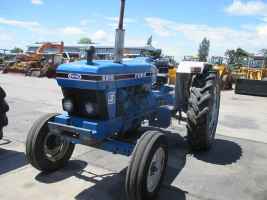 ขาย Ford6610 รถนำเข้า ไม่เคยใช้ในไทย 330000     084-5424150