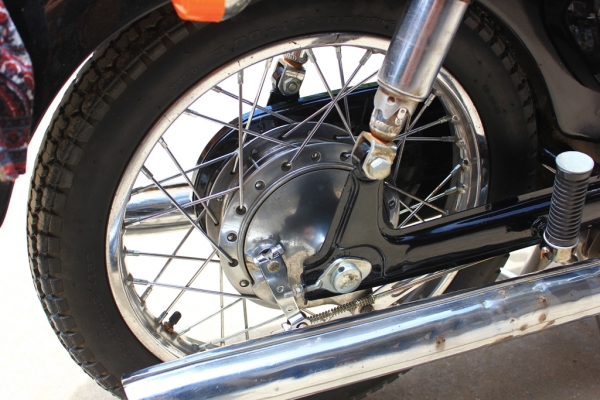 ขายมอไซค์วินเทจ 125 ต่อลองได้ สตาททีเดียวติด ระบบไฟใช้ได้หมด ขายมอไซค์วินเทจ 125 ต่อลองได้ สตาททีเดียวติด ระบบไฟใช้ได้หมด