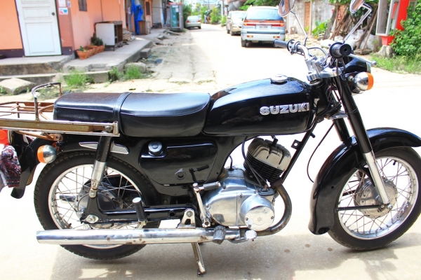 ขายมอไซค์วินเทจ 125 ต่อลองได้ สตาททีเดียวติด ระบบไฟใช้ได้หมด ขายมอไซค์วินเทจ 125 ต่อลองได้ สตาททีเดียวติด ระบบไฟใช้ได้หมด