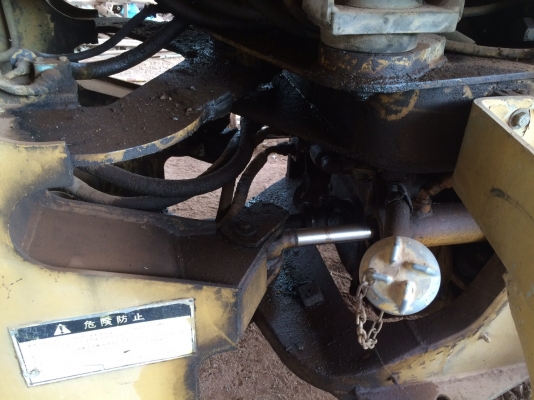 ขายรถตักล้อยาง CAT-916 รถสวย ต่อแขนแล้ว เล่มทะเบียน ราคา .580000 ราคาต่รอง ขายรถตักล้อยาง CAT-916 รถสวย ต่อแขนแล้ว เล่มทะเบียน ราคา .580000 ราคาต่รอง