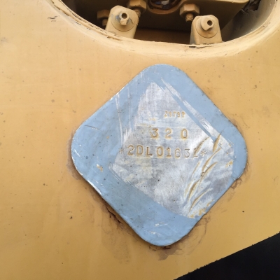 ขายรถแบคโค CAT-320.V2 โซ้สะภาพ80\% รถใช้งานอยู่ เล่มทะเบียน ไฟฟ้าใช้ได้ แอร์มี ราคา980000 ต่อรอง