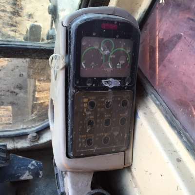 ขายรถแบคโค CAT-320.V2 โซ้สะภาพ80\% รถใช้งานอยู่ เล่มทะเบียน ไฟฟ้าใช้ได้ แอร์มี ราคา980000 ต่อรอง