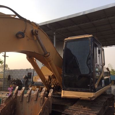 ขายรถแบคโค CAT-320.V2 โซ้สะภาพ80\% รถใช้งานอยู่ เล่มทะเบียน ไฟฟ้าใช้ได้ แอร์มี ราคา980000 ต่อรอง