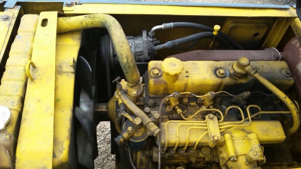 ขาย PC60-2 ราคา  290,000 ค่าน้ำ 1 หมื่น บูมอาร์มยาวพิเศษ แอร์เย็นโซ่ช่วงล่างเต็ม  เครืองปั้มดี เอวแน่น  091-0206555 นครปฐม