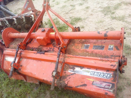 359000ครับ คูโบต้าL4708อุปกรณ์3 อย่าง ผาน ดันดินหน้า โรตารี่ ขายถูกครับ