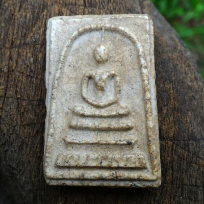 พระสมเด็จวัดระฆัง m006 พิมพ์สวย แตกลายสวย มวลสารชัดเจน