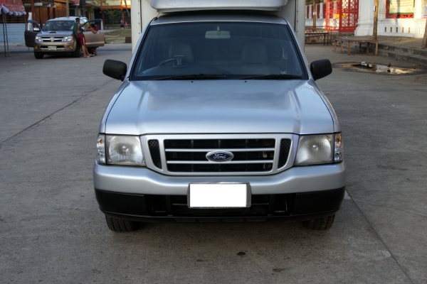 ขาย FORD RANGER กระบะ พร้อมตู้ขนของ ขาย FORD RANGER กระบะ พร้อมตู้ขนของ