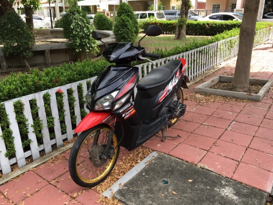 ขาย HONDA CLICK 110 CC " COMBI BRAKE " ปี 2551 เครื่องเดิม ทะเบียนครบ