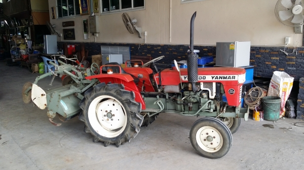 รถไถพรวนดินนั่งขับ  YANMAR   รุ่น YM1500  ขนาด 15 แรง