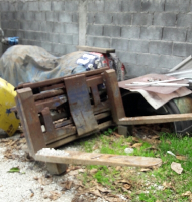 กำลังแยกชิ้นส่วนครับใครอยากได้ส่วนไหนโทรเลยครับ (เครื่องไปแล้ว)   T.0894071471