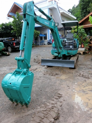 KOMATSU 35R-8 ขนาดPC-35<คอลโทนสั้นปั๊มนิ้ว>รถเก่านอก(มีVDOชม)มีเอกสาร☎️ติดต่อ 085-5632278 (ราคาต่อรองได้)