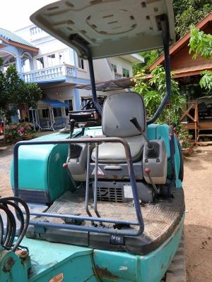 KOMATSU 35R-8 ขนาดPC-35<คอลโทนสั้นปั๊มนิ้ว>รถเก่านอก(มีVDOชม)มีเอกสาร☎️ติดต่อ 085-5632278 (ราคาต่อรองได้)