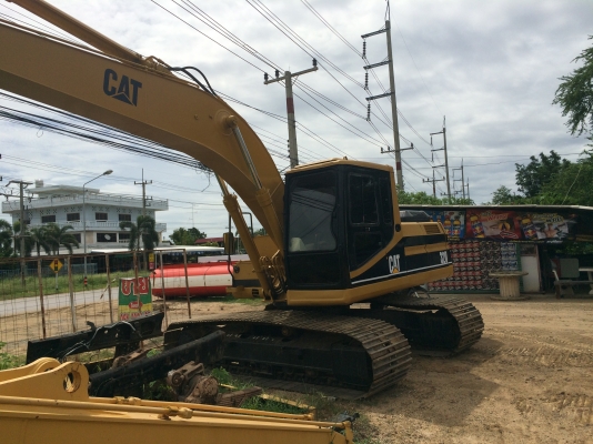 ขาย CAT 320 V2 ราคา 920000 บาท เครื่องดี ปั๊มดี ไฟฟ้าครบ แอร์ ใบแจ้งจำหน่าย โซ่ใหม่ ใบแทรคเต็ม สภาพสวยมาก ขาย CAT 320 V2 ราคา 920000 บาท เครื่องดี ปั๊มดี ไฟฟ้าครบ แอร์ ใบแจ้งจำหน่าย โซ่ใหม่ ใบแทรคเต็ม สภาพสวยมาก