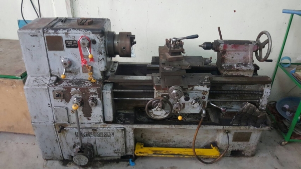 ขายเครื่องกลึงยี่ห้อ KIRIU &amp; KIKAI ไฟสามเฟส 380 V กลึงเกียวนิ้ว ,มิล ได้