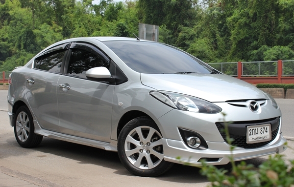 Mazda2 ปี 2013 ตัวElegance ชุดแต่งรอบคัน สภาพสวยพร้อมใช้ Mazda2 ปี 2013 ตัวElegance ชุดแต่งรอบคัน สภาพสวยพร้อมใช้