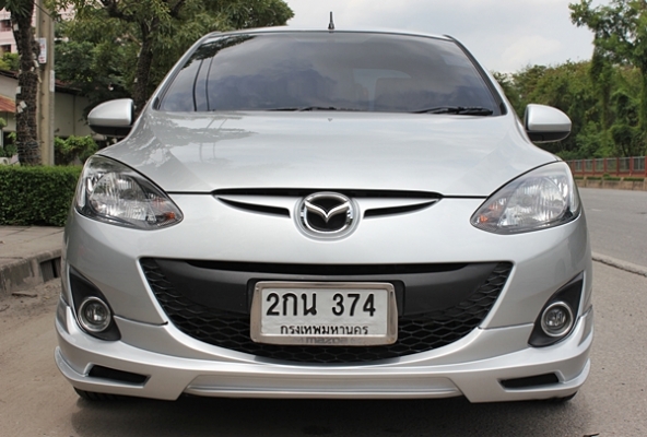 Mazda2 ปี 2013 ตัวElegance ชุดแต่งรอบคัน สภาพสวยพร้อมใช้ Mazda2 ปี 2013 ตัวElegance ชุดแต่งรอบคัน สภาพสวยพร้อมใช้