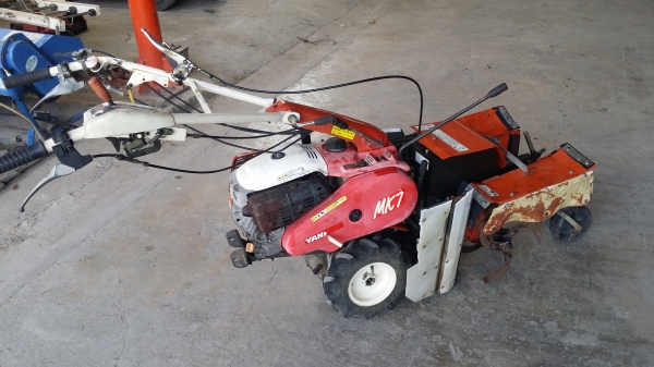 รถไถเดินตาม  YANMAR  รุ่น MK7 ขนาด 7 แรง  เก่าญี่ปุ่น พรวนดินได้ ยกร่องได้ ตบดินด้านข้างได้