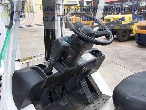 ขาย รถโฟล์คลิฟท์ TOYOTA รุ่น 7-FD25 (1) ขาย รถโฟล์คลิฟท์ TOYOTA รุ่น 7-FD25 (1)