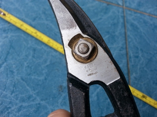 กรรไกรตัดแผ่นโลหะ Boker made in Germany