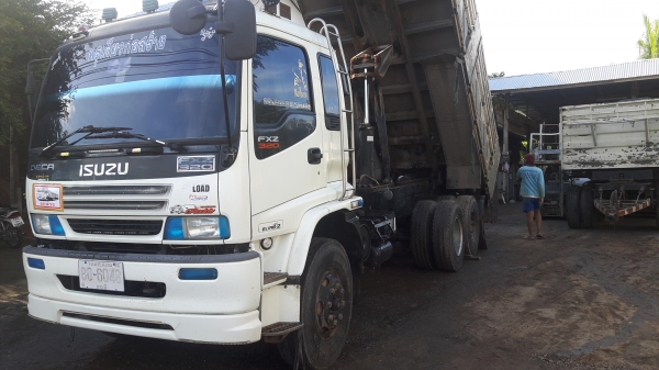 ขายครับ 320 ปี50 แม็กโหลด เพราะหัวแคชซี