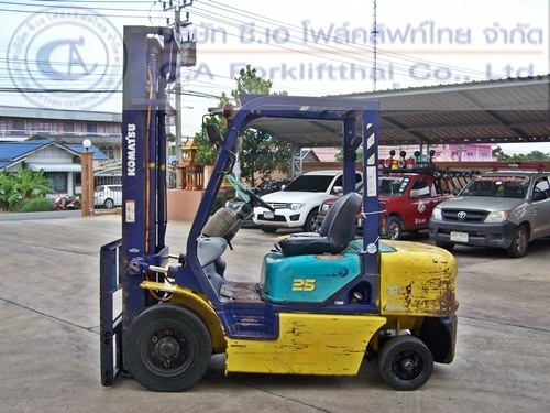 ขาย รถโฟล์คลิฟท์ KOMATSU รุ่น FD25T-12