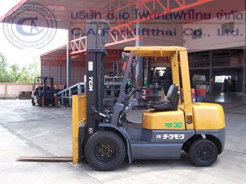 ขาย รถโฟล์คลิฟท์ TCM รุ่น FHD30Z5