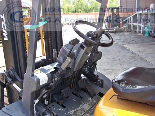 ขาย รถโฟล์คลิฟท์ TCM รุ่น FHD30Z5 ขาย รถโฟล์คลิฟท์ TCM รุ่น FHD30Z5