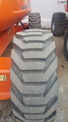 รถกระเช้าล้อยาง JLG 600J  (ยกได้สูง 18.5 เมตร)