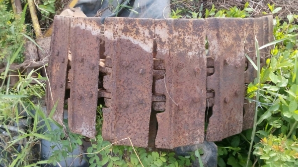 ขายโซ่รถแทรกเตอร์ D-4-H ตีนไก่ โซ่แท้ เบอร์โก้ บู๊ชนํ้ามัน   สภาพสวยลิงค์หนาบู๊ชกลมแผ่นตามสภาพขายไม่แพงครับ