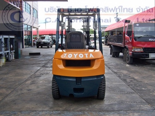 ขาย รถโฟล์คลิฟท์ TOYOTA รุ่น 7-FD25