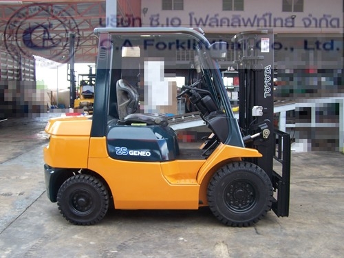 ขาย รถโฟล์คลิฟท์ TOYOTA รุ่น 7-FD25