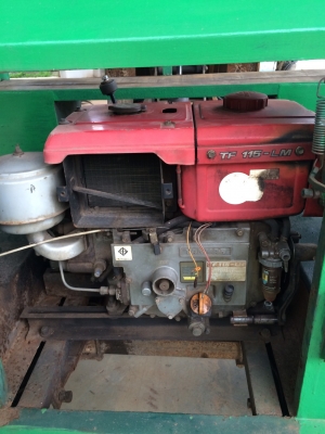 รถอีแต๋นดั๊ม