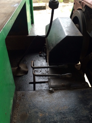 รถอีแต๋นดั๊ม