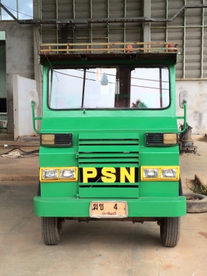 รถอีแต๋นดั๊ม