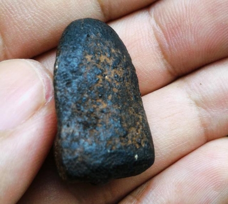 หลวงปู่ทวด พิมพ์พระรอด เนื้อว่านเก่าคราบเก่า ควรค่าน่าสะสม พระหิ้งพระบ้าน