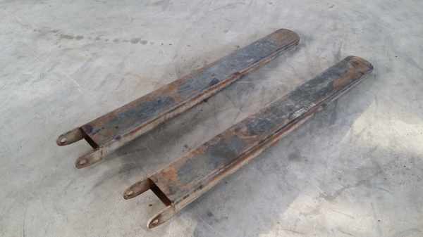 งาโฟล์คลิฟต์ เก่าญี่ปุ่น ขนาดความยาว 122 cm. ขนาดกว้าง 14 cm. สินค้าพร้อมส่ง